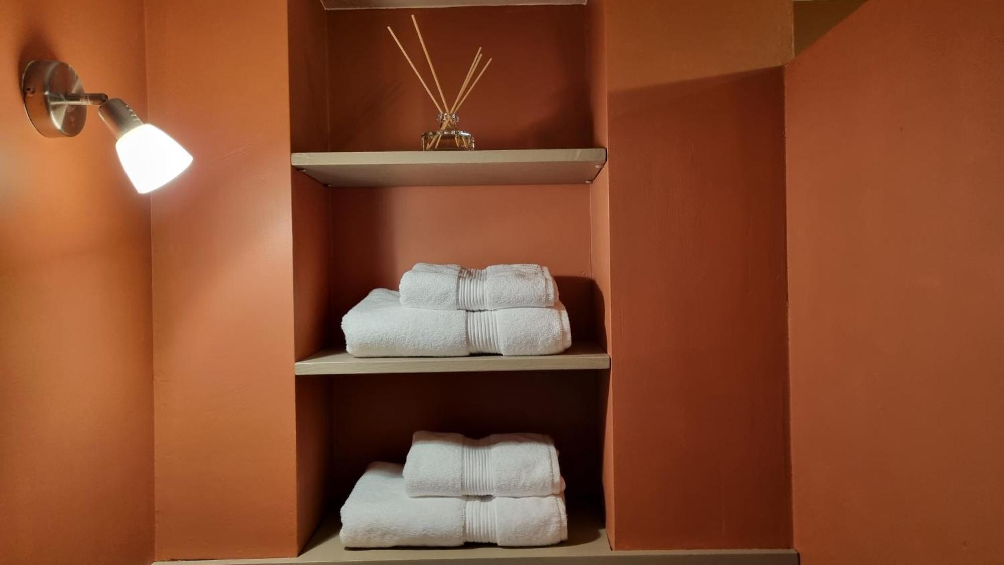 Bed and Breakfast Les Toits De Valaurie Zewnętrze zdjęcie