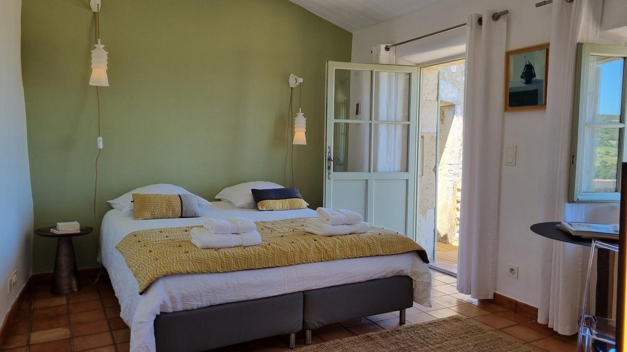 Bed and Breakfast Les Toits De Valaurie Zewnętrze zdjęcie